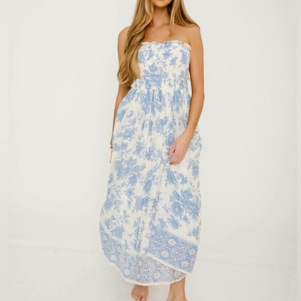 NWT Worth Collective Solena Floral Smocked Midi Dress